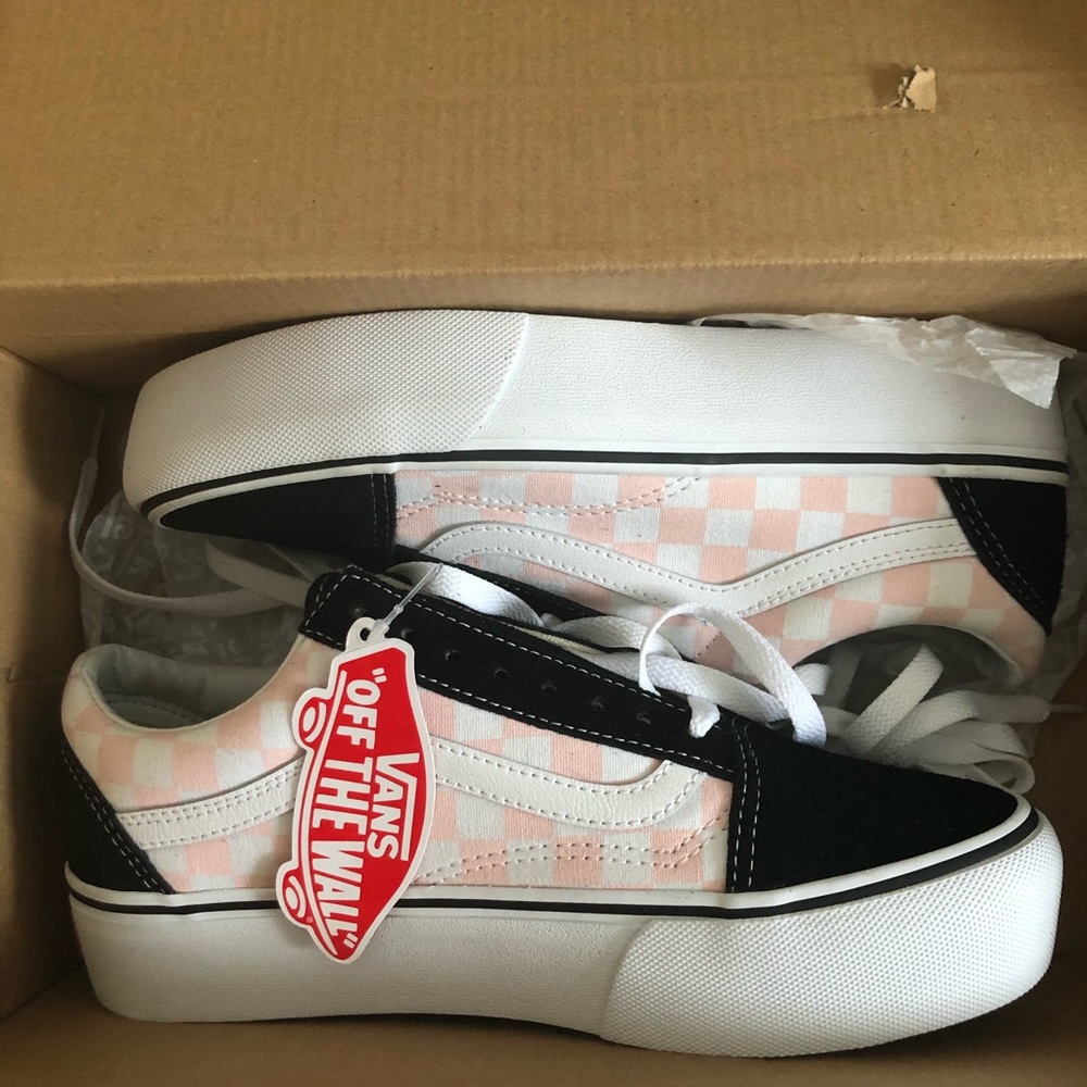 Unisex Checkered and Pink Vans Size 8 W 6.5 M